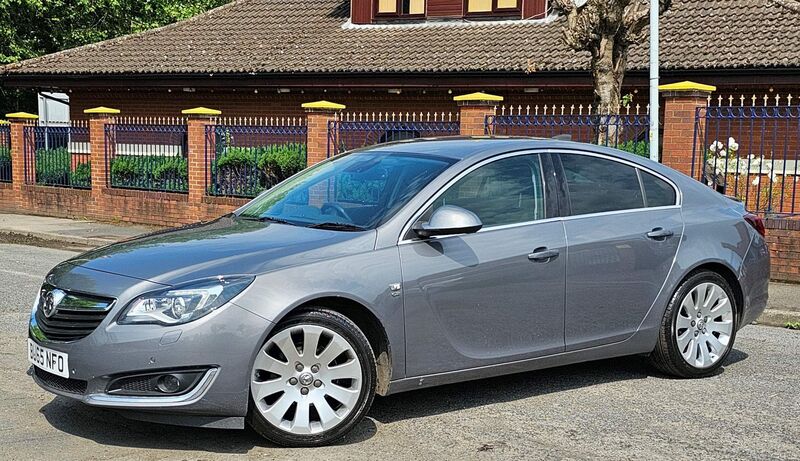 VAUXHALL INSIGNIA