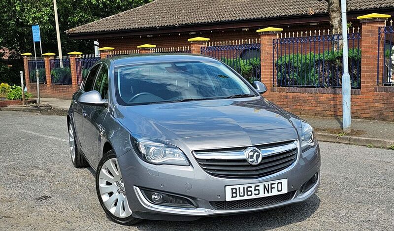 VAUXHALL INSIGNIA