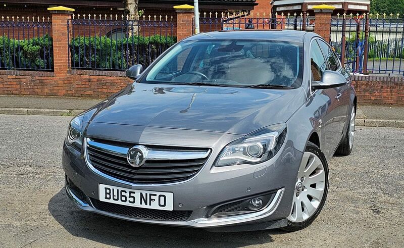 VAUXHALL INSIGNIA