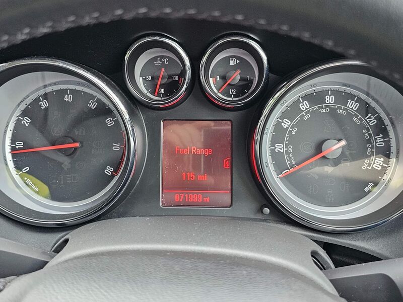 VAUXHALL ASTRA