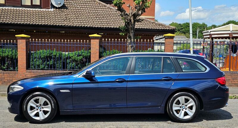 BMW 5 SERIES