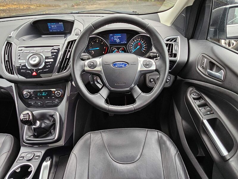 FORD KUGA