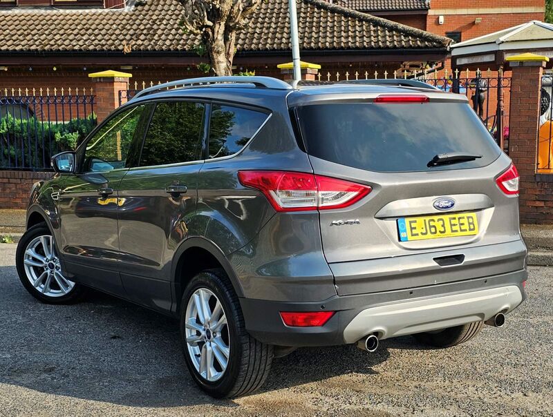 FORD KUGA