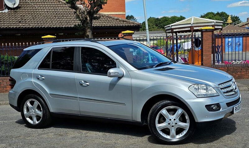MERCEDES-BENZ M CLASS