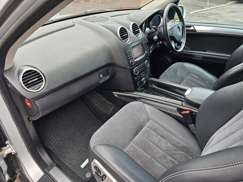 MERCEDES-BENZ M CLASS