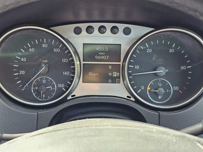 MERCEDES-BENZ M CLASS