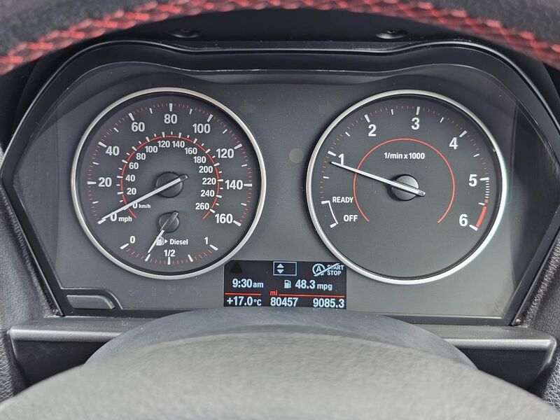 BMW 1 SERIES