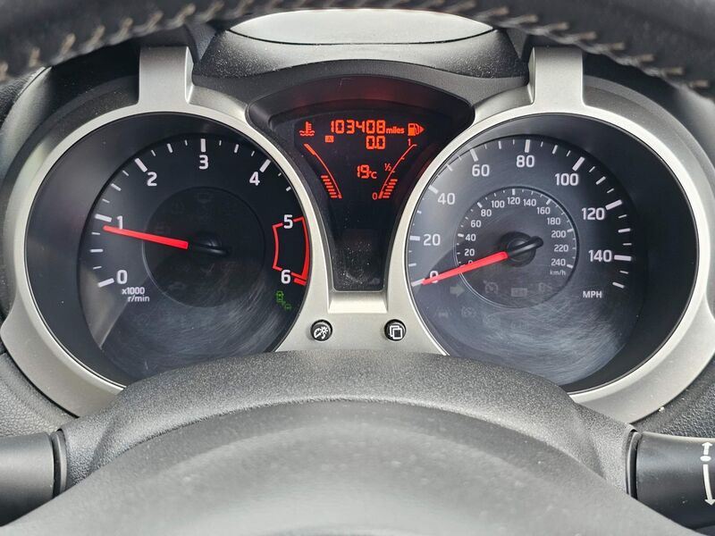 NISSAN JUKE