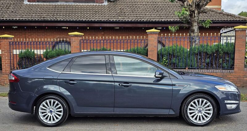FORD MONDEO