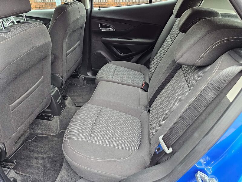 VAUXHALL MOKKA